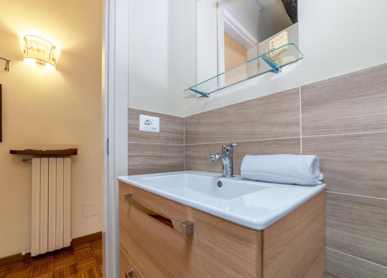 Brera - Sella Charme Apartment Castle View Milano Exteriör bild