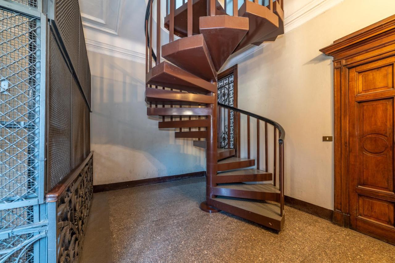 Brera - Sella Charme Apartment Castle View Milano Exteriör bild